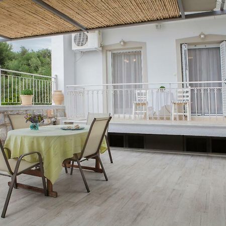 Remezzo Apartments Akrojáli Kültér fotó