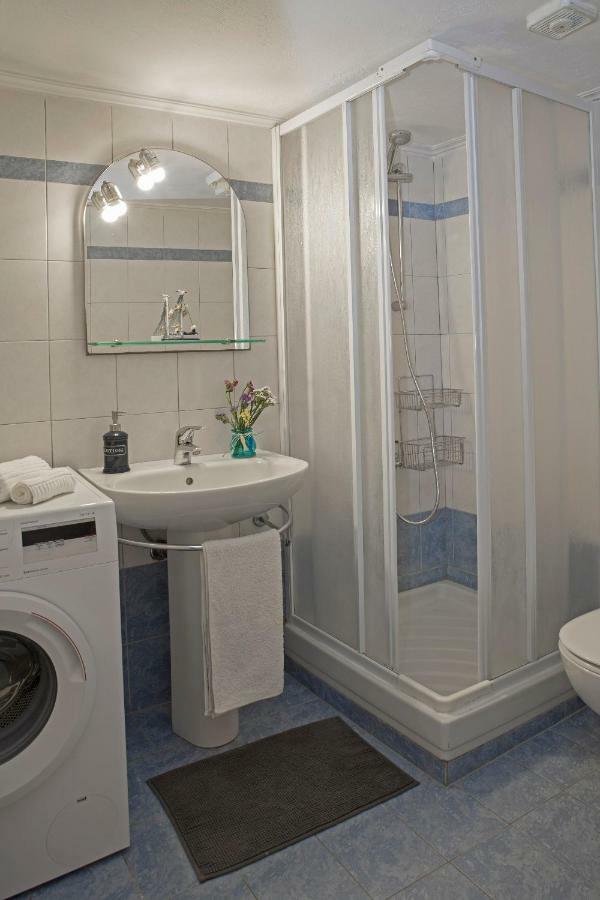 Remezzo Apartments Akrojáli Kültér fotó