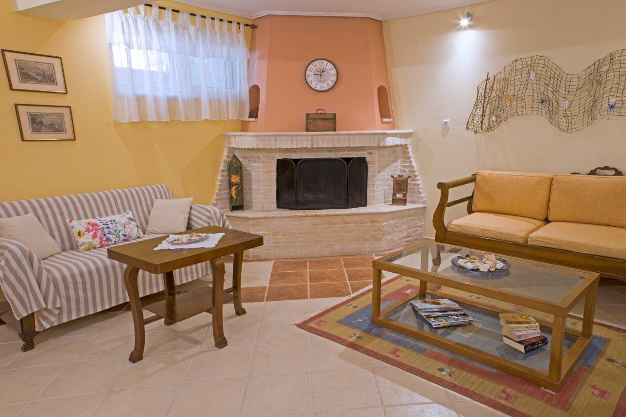 Remezzo Apartments Akrojáli Szoba fotó